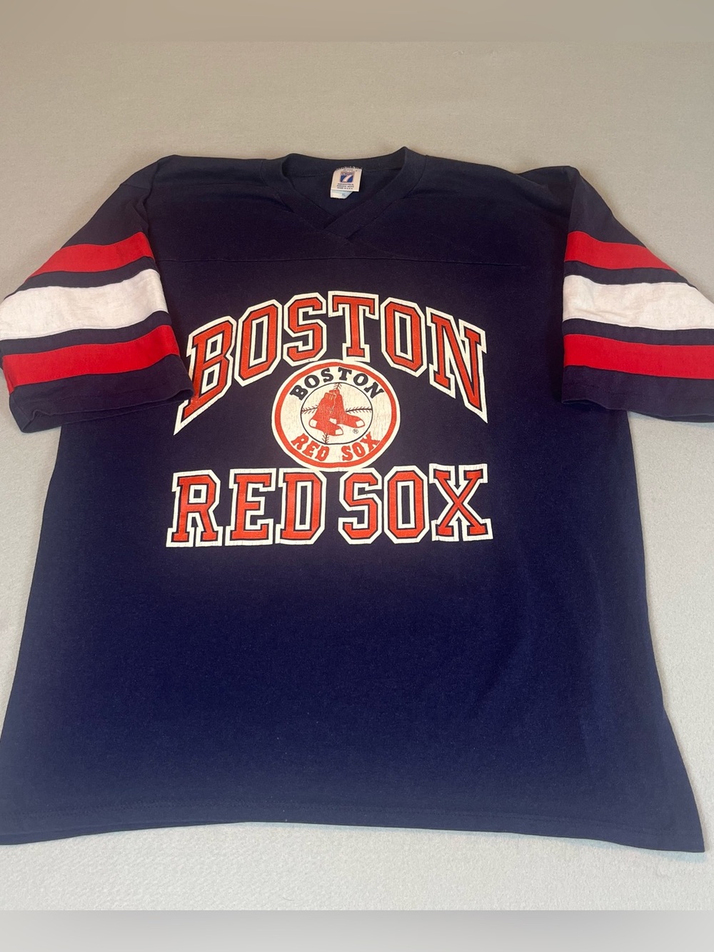 Vintage Boston Red Sox Shirt XL V-Neck Sleeve Stripes USA Logo 7 80s 90s MLB
